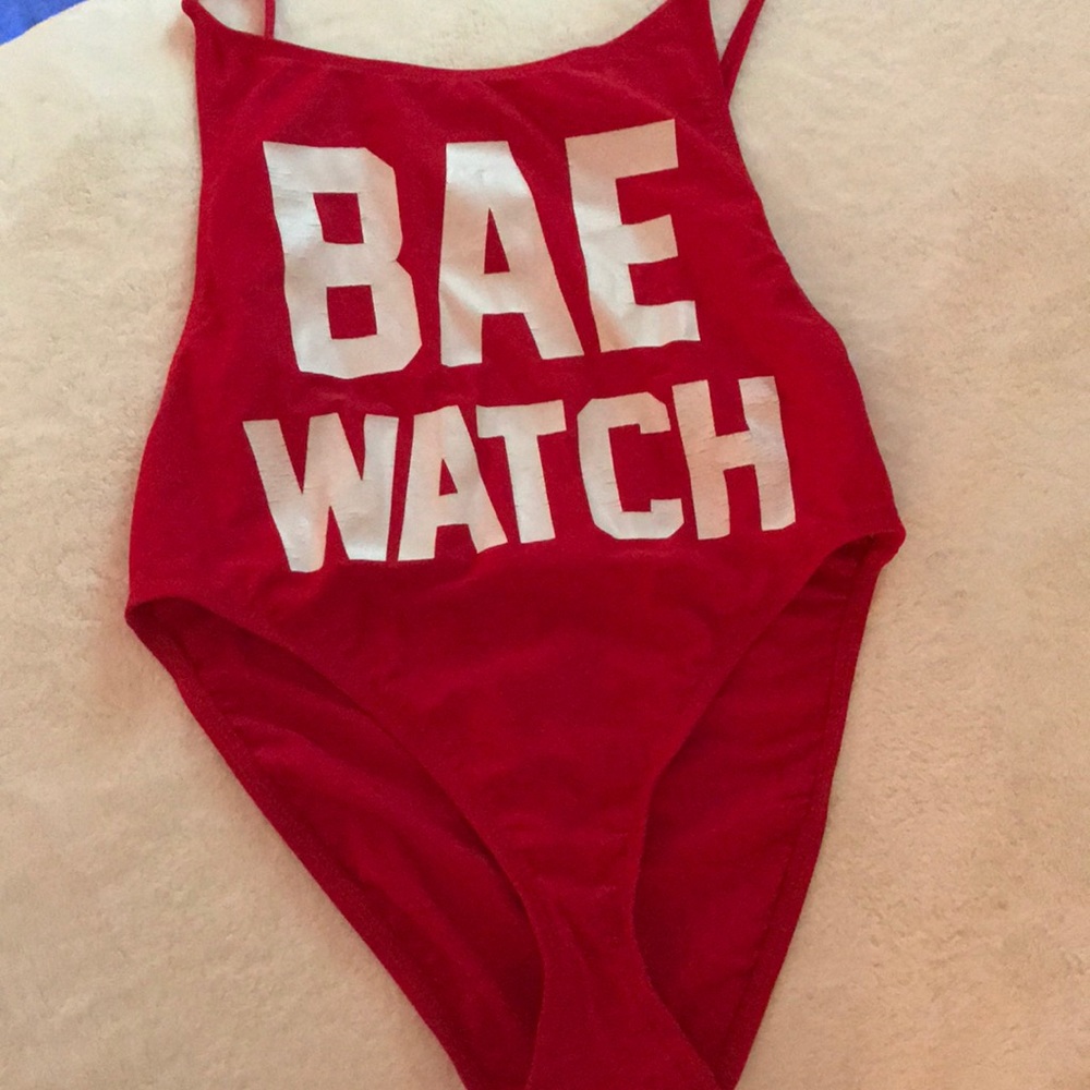 bae watch one piece